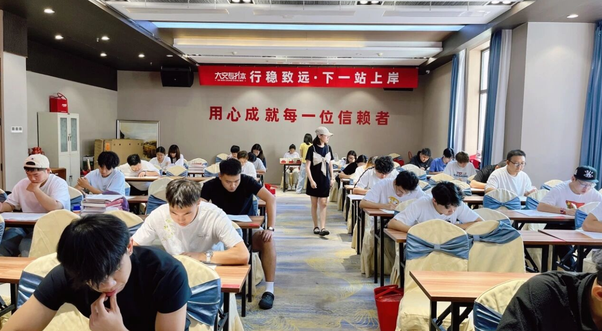 内蒙古专升本本科到底有什么用？考研、考公、就业全覆盖